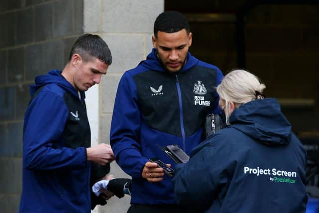 Ciaran Clark and Jamaal Lascelles arrive at St James's Park.