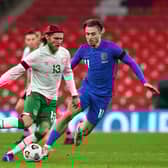 Jeff Hendrick battles for possession with England's Jack Grealish last night.