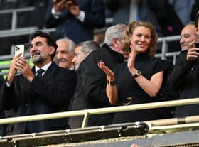 Manchester United's Ivorian midfielder Newcastle United's English minority owner Amanda Staveley (C) applauds the players ahead of the English League Cup final football match between Manchester United and Newcastle United at Wembley Stadium, north-west London on February 26, 2023. (Photo by Glyn KIRK / AFP)