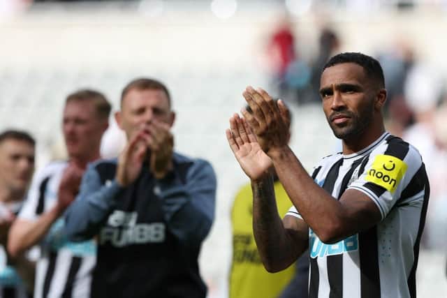 Newcastle United's English striker Callum Wilson applauds after winning at the end of the English Premier League football match between Newcastle United and Nottingham Forest at St James' Park in Newcastle-upon-Tyne, north east England on August 6, 2022. (Photo by NIGEL RODDIS/AFP via Getty Images)