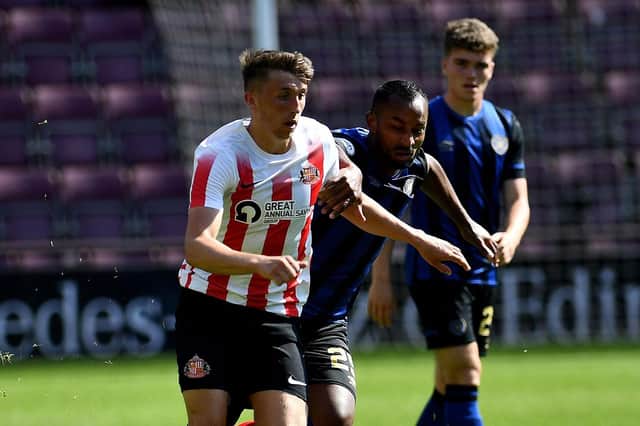 Dan Neil playing for Sunderland.