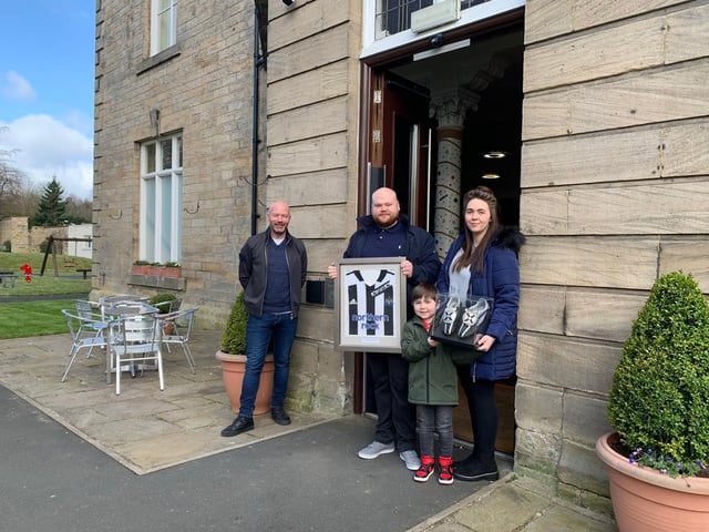 Prize winner Gary Moseley metting Alan Shearer with partner Kathryn McGlasham and son Harry McGlasham.