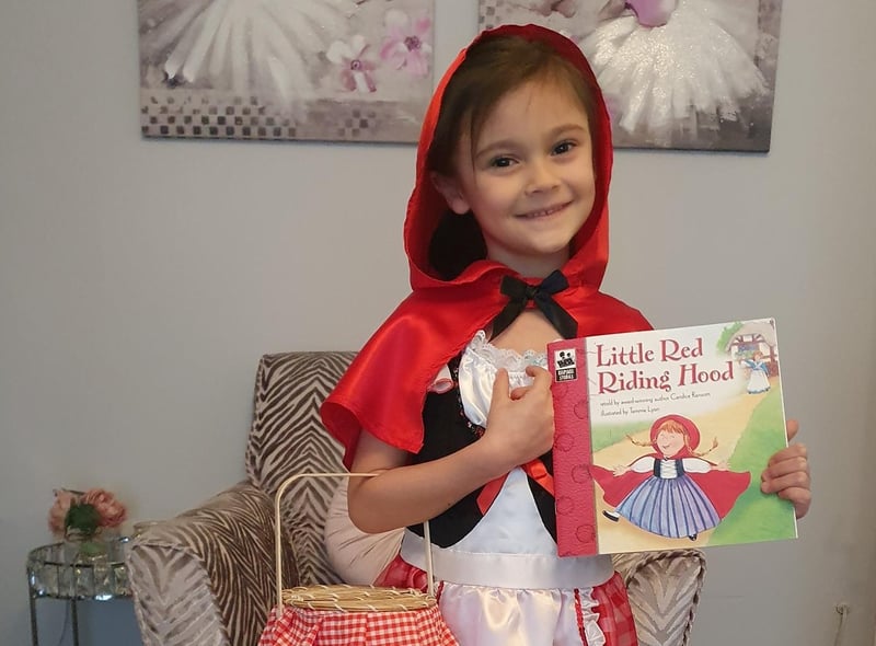 Anna, 6 dressed as Little Red Riding Hood.