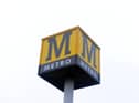 There are delays on the Metro this morning