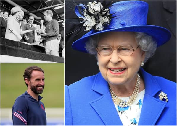 The Queen pays tribute to England team