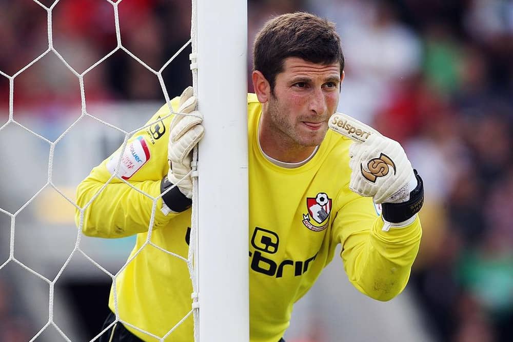 Shwan Jalal of AFC Bournemouth instructs his team during the npower League One Playoff semi final 1st leg between Bournemouth and Huddersfield Town at Dean Court on May 14, 2011 in Bournemouth, England.  (Photo by Bryn Lennon/Getty Images)