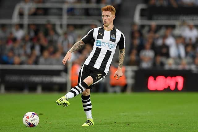 Newcastle player Jack Colback in action during the EFL Cup Round Two match between Newcastle United and Cheltenham Town at St. James Park on August 23, 2016 in Newcastle upon Tyne, England.  (Photo by Stu Forster/Getty Images)