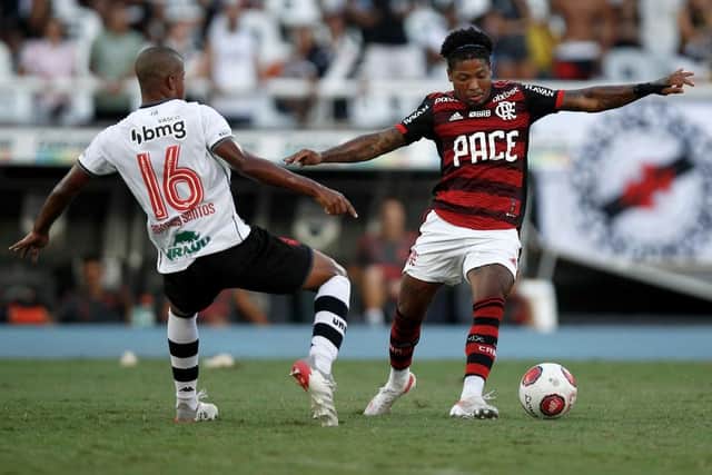 Marinho (R) of Flamengo competes for the ball with Andrey dos Santos of Vasco da Gama during a match between Flamengo and Vasco da Gama as part of Campeonato Carioca 2022 at Estadio Olímpico Nilton Santos on March 06, 2022 in Rio de Janeiro, Brazil. (Photo by Buda Mendes/Getty Images)