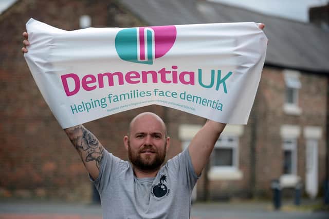 Former professional boxer Sean Hughes is to take on a charity walk for Hebburn Helps and Dementia UK.