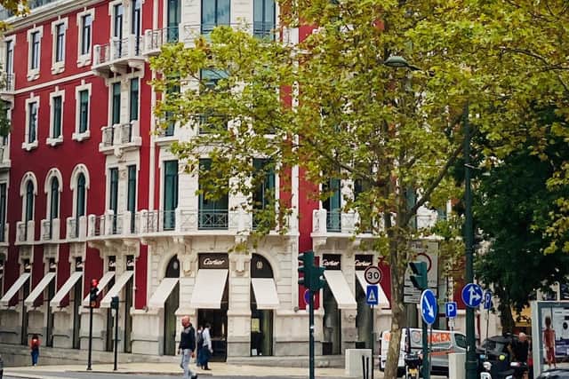 Avenida architectural gems include Association member Cartier