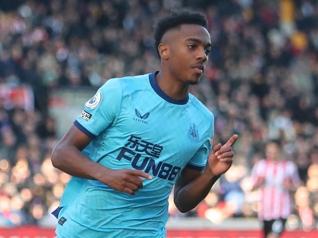 Willock trained as normal after missing the Chelsea game due to illness. He is expected to be back involved at Everton.