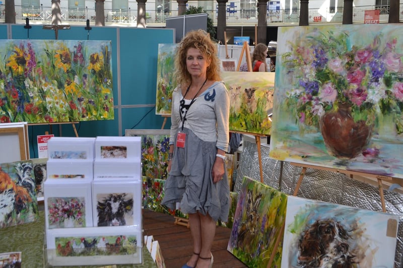 Painter Lynne Wilkson of Peak District Artisans pictured in 2016