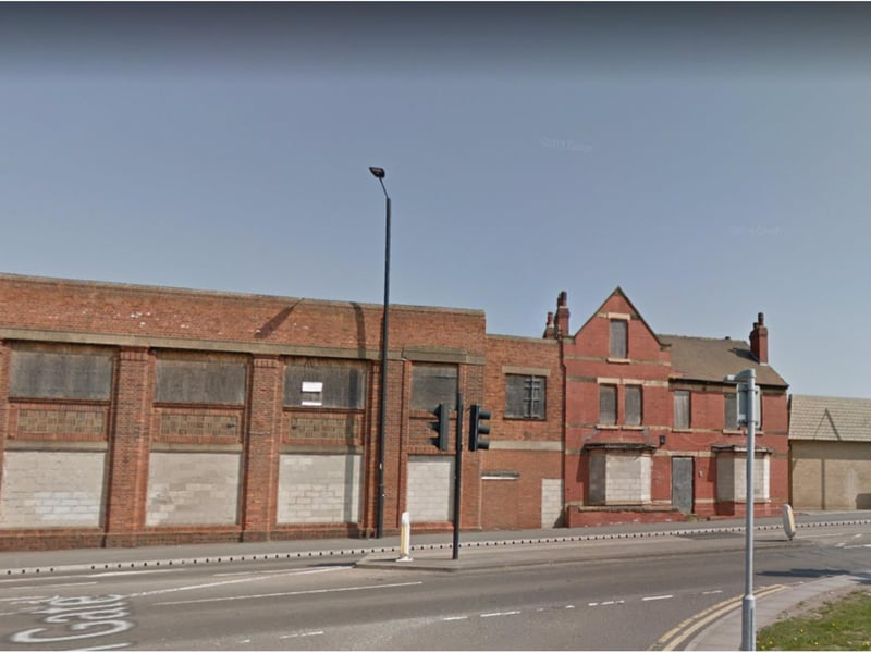 The former Mainline Social Club on North Bridge has been abandoned for a number of years.