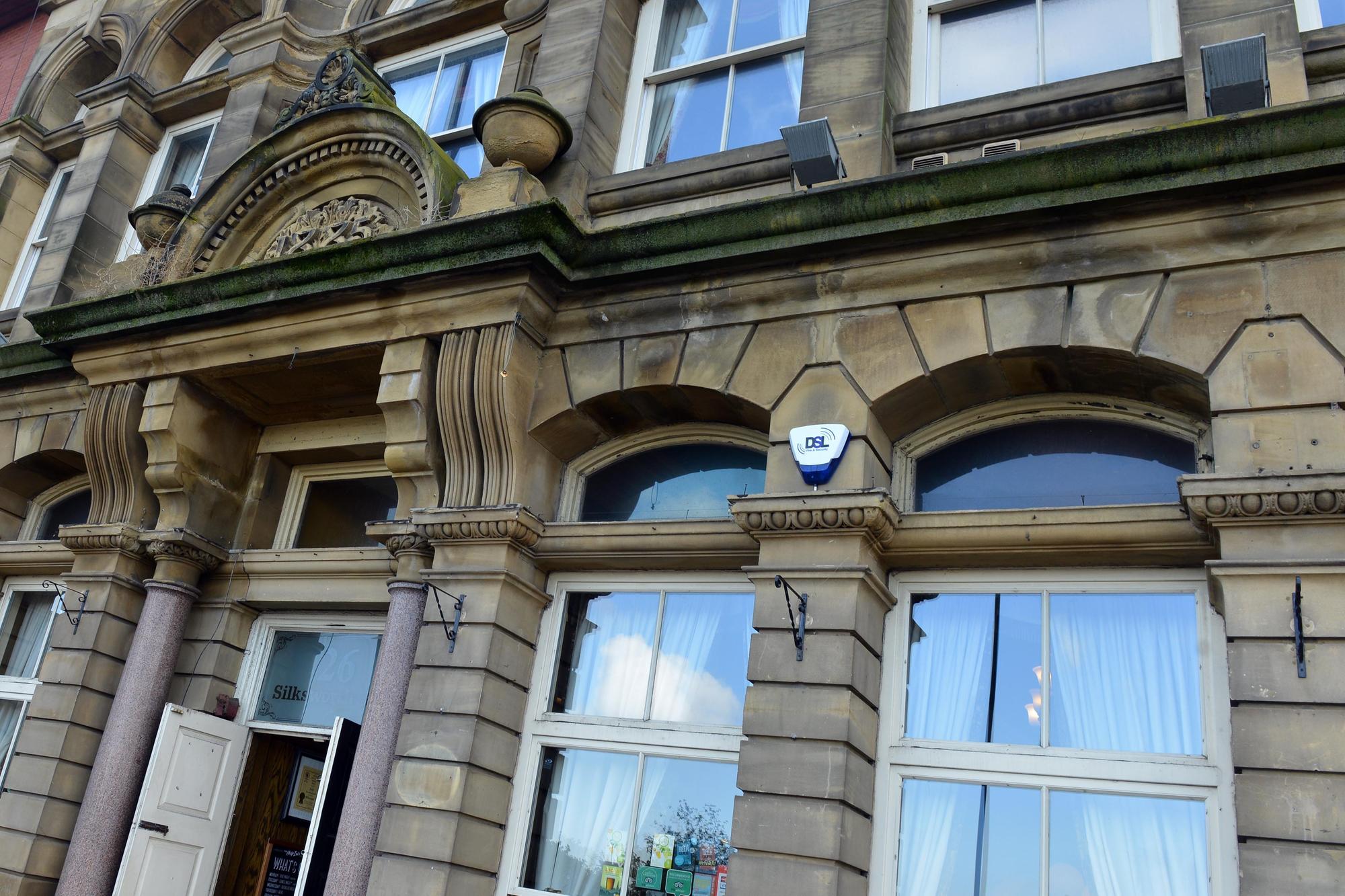 Reputedly Sunderland’s most haunted pub, thought to be visited by victims of Mary Ann Cotton. Crying, screaming and singing have been heard, and apparitions of a young girl and a Victorian lady seen by staff and customers.
