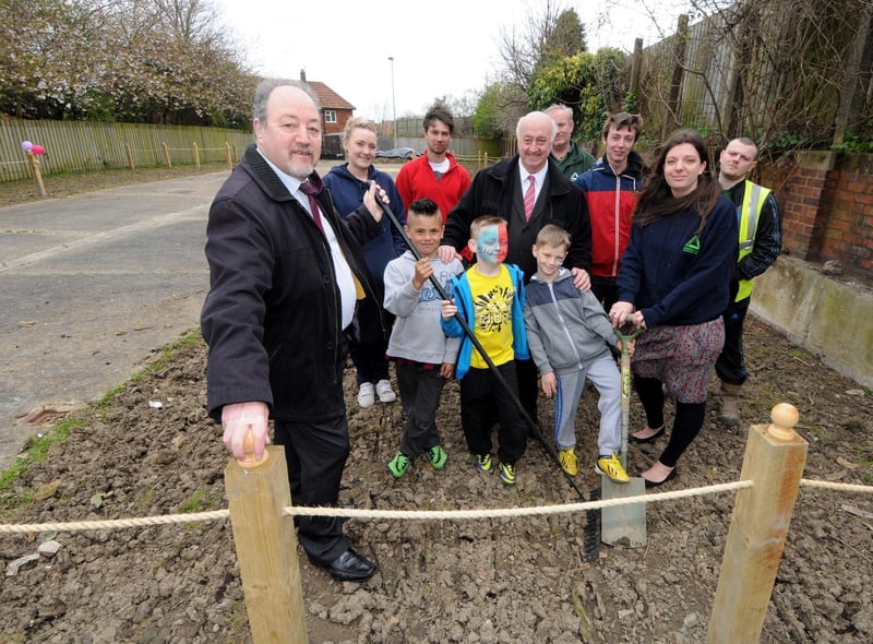 Forber Avenue's new Groundwork community allotment got the headlines in 2014. In the picture were Coun Jim Foreman with staff members, children and Coun Alex Donaldson (middle).