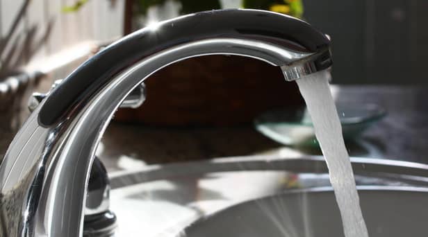 Water tap 