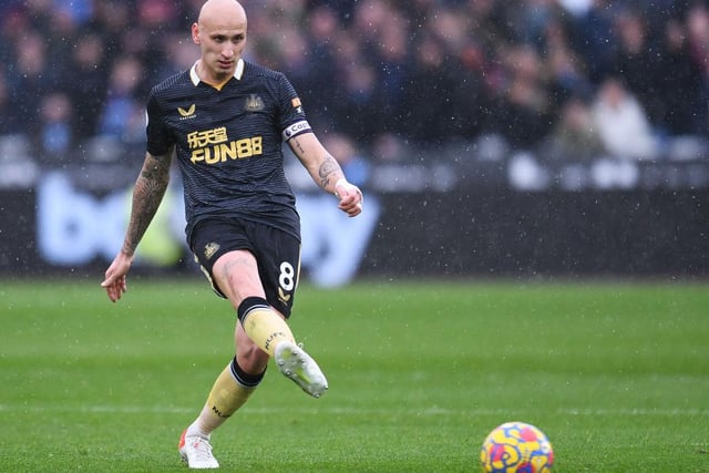 Shelvey has hopefully overcome injury problems that hampered him before the break and it will be a relief to see him back in the starting side. Newcastle just lack that little something without him in the middle of the park.