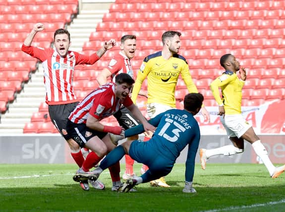 Lynden Gooch celebrates his goal