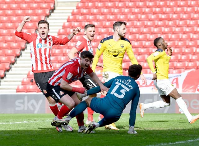 Lynden Gooch celebrates his goal