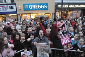 More of the fans who turned out to greet Joe. Are you pictured?