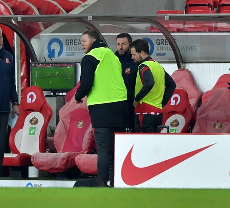 A change in the dugout and the moment that showed Sunderland were out-of-sync against Swindon Town A change in the dugout and the moment that showed Sunderland were out-of-sync against Swindon Town