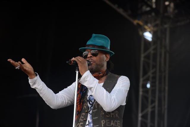 Shalamar performed many of their iconic 80s hits.