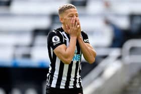 Newcastle United striker Dwight Gayle. (Photo by PETER POWELL/POOL/AFP via Getty Images)