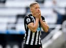 Newcastle United striker Dwight Gayle. (Photo by PETER POWELL/POOL/AFP via Getty Images)