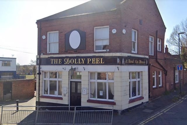 The pub is named for poet, smuggler and local legend Dolly Peel - whose statue can be seen on River Drive.