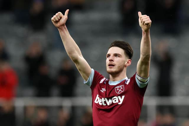 NEWCASTLE UPON TYNE, ENGLAND - FEBRUARY 04: Declan Rice of West Ham United gives a thumbs up to the fans after the Premier League match between Newcastle United and West Ham United at St. James Park on February 04, 2023 in Newcastle upon Tyne, England. (Photo by Ian MacNicol/Getty Images)