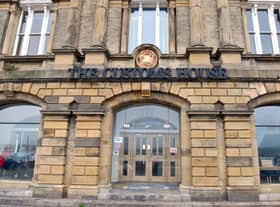 The Customs House has applied to replace the South Shields crest over its main entrance.