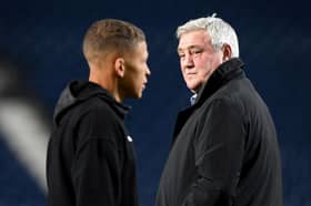 Dwight Gayle and Steve Bruce