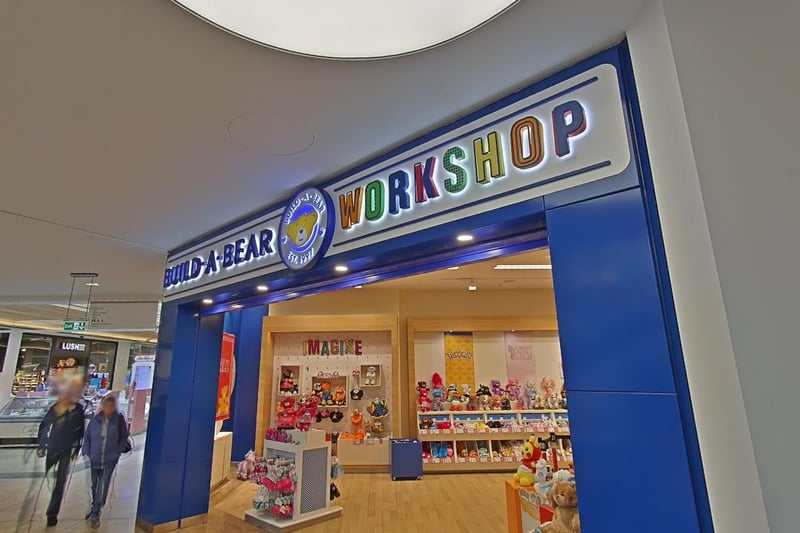 Bear builder sales assistant
Vacancy closes: Wednesday, June 30th, 2021
How to apply: Meadowhall@buildabear.com
