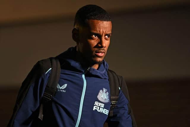Newcastle United's Swedish striker Alexander Isak arrives for the English Premier League football match between Nottingham Forest and Newcastle United at The City Ground in Nottingham, central England, on March 17, 2023. (Photo by Oli SCARFF / AFP)