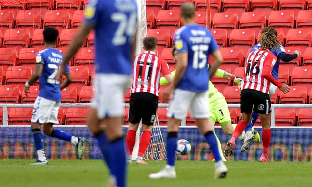 Alex Gilbey extends Charlton's lead at the Stadium of Light