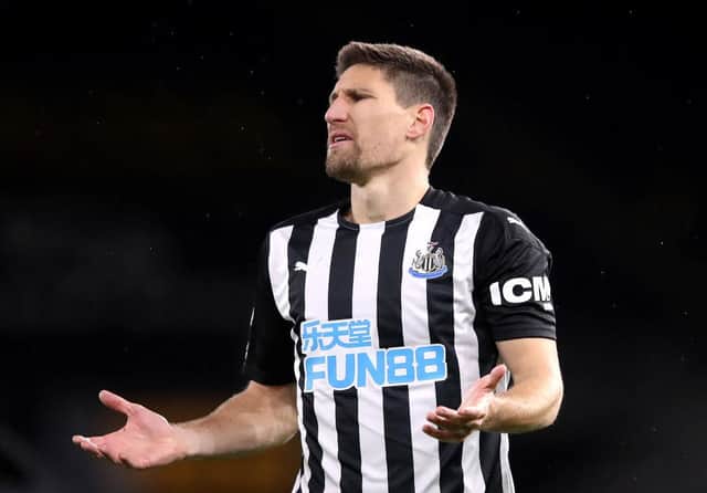 Federico Fernandez has signed a new deal at Newcastle United.