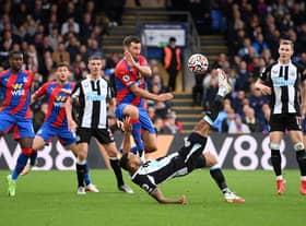 Callum Wilson scoring for Newcastle United against Crystal Palace at Selhurst Park (Photo by Justin Setterfield/Getty Images)