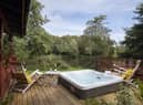 Enjoy bubbles under the stars in your very own private viewing gallery.