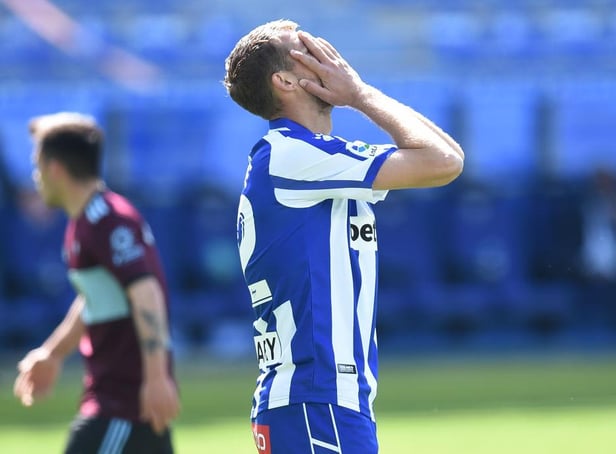 Newcastle United defender Florian Lejeune is closing in on a move to Alaves. (Photo by Juan Manuel Serrano Arce/Getty Images)