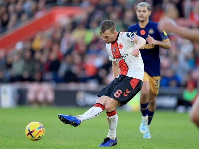 SOUTHAMPTON, ENGLAND - NOVEMBER 06: James Ward-Prowse of Southampton passes the ball during the Premier League match between Southampton FC and Newcastle United at Friends Provident St. Mary's Stadium on November 06, 2022 in Southampton, England. (Photo by David Cannon/Getty Images)