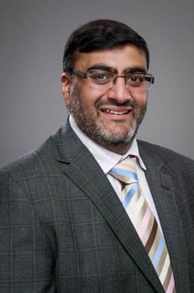 Dr Shaz Wahid.