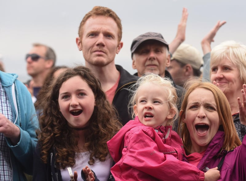 Fans cheer The Feeling on stage at the summer festival concert in 2015.