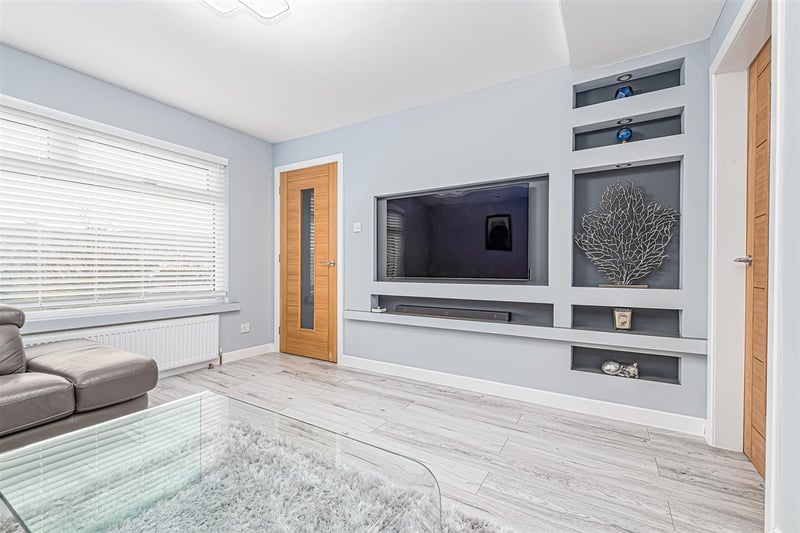 Falkirk property Outstanding luxury 3bedroom semi detached villa