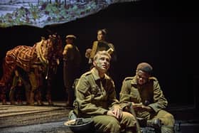 Tom Sturgess (Albert Narracott), Ike Bennett (David Taylor) in War Horse. Credit Brinkhoff-Moegenburg         2118-R
