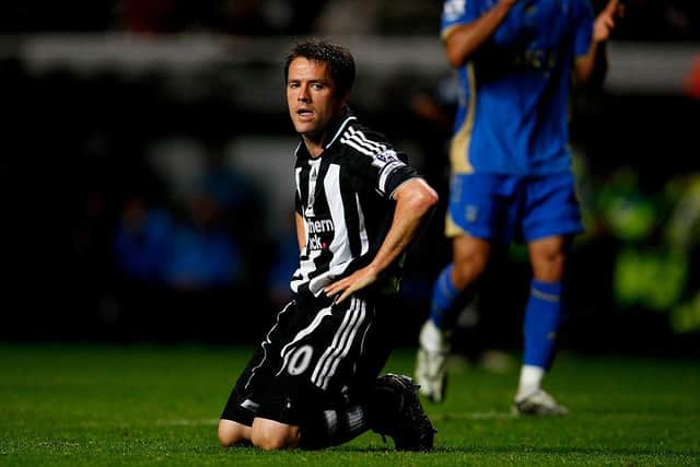 Newcastle player Michael Owen looks on dejectedly after a miss during the Premier League match between Newcastle United and Portsmouth at St James' Park on April 27, 2009 in Newcastle, England. (Photo by Stu Forster/Getty Images)
