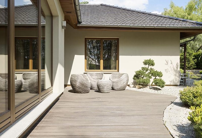 Anything that increases the usability of your outdoor space is popular and whether it’s for lunches in the sun, or a glass of wine in the evening watching the sun go down, deciding on the right area for a decked patio is key.