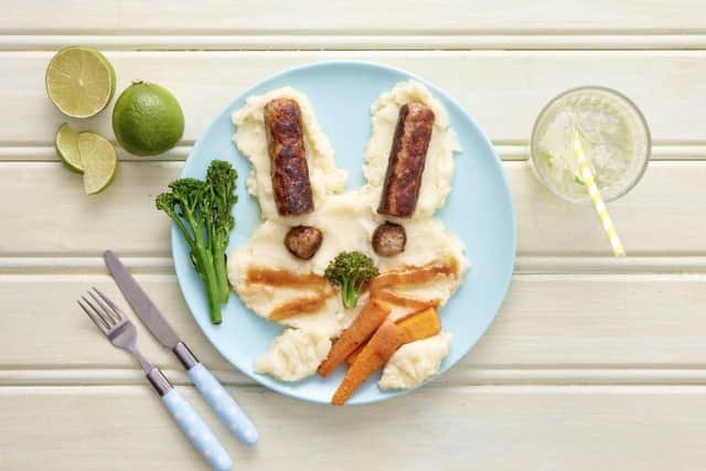 HelloFresh releases top tips on how to get kids to open up at mealtimes, in partnership with Professor Sam Wass.