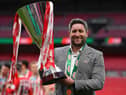 Lee Johnson with the Papa John's Trophy