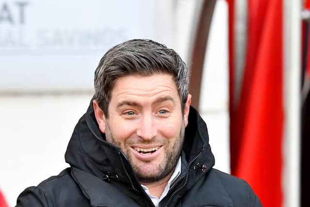 Sunderland head coach Lee Johnson