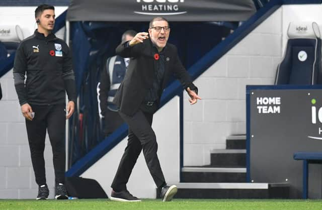 WEST BROMWICH, ENGLAND - NOVEMBER 08: Slaven Bilic, Manager of West Bromwich Albion gives his team instructions during the Premier League match between West Bromwich Albion and Tottenham Hotspur at The Hawthorns on November 08, 2020 in West Bromwich, England. Sporting stadiums around the UK remain under strict restrictions due to the Coronavirus Pandemic as Government social distancing laws prohibit fans inside venues resulting in games being played behind closed doors. (Photo by Peter Powell - Pool/Getty Images)